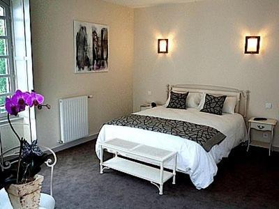 Logis Hotel Le Prieure Des Gourmands 샤토브리앙 외부 사진